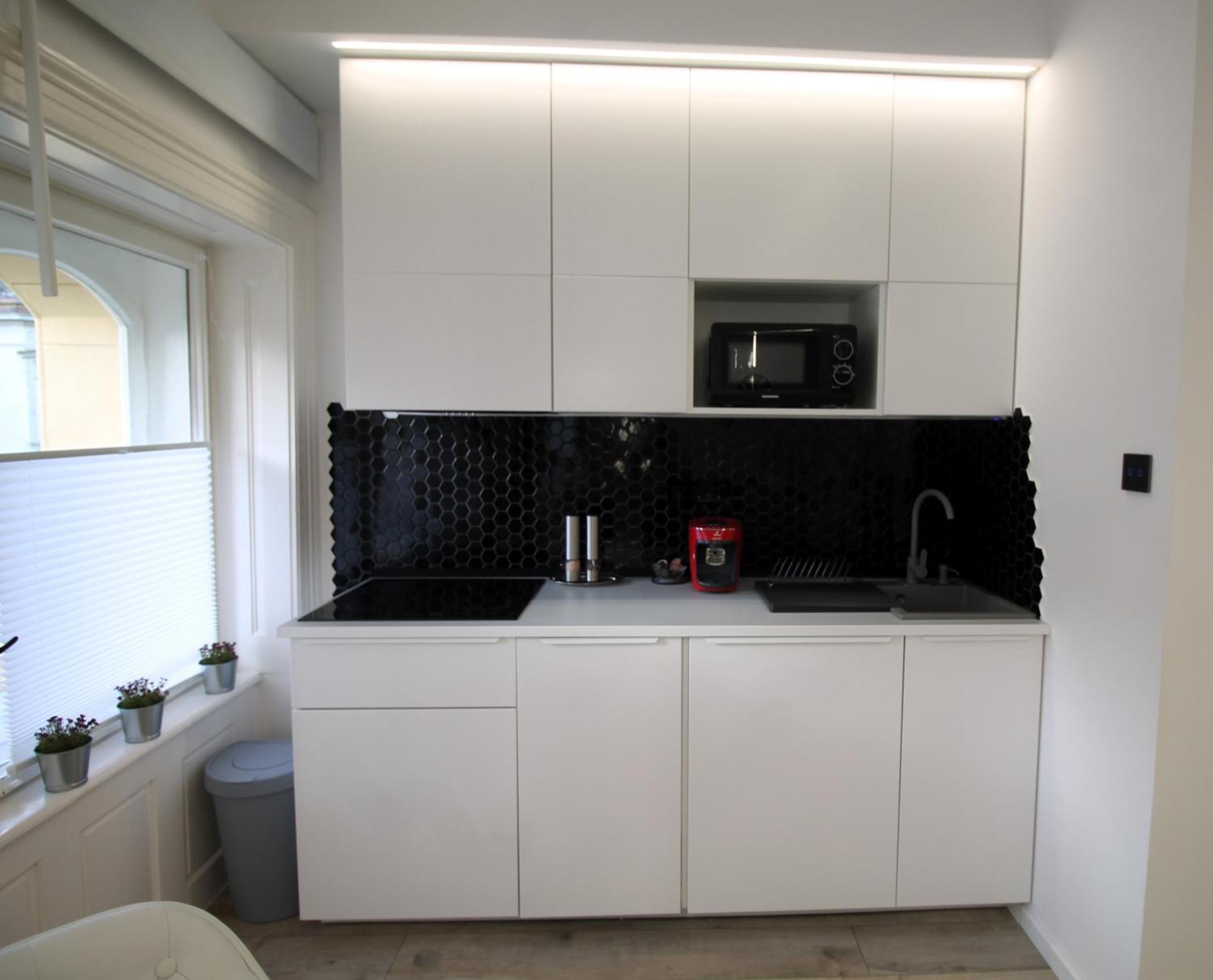 Modern Studio A Belvaros Koezepen Parkoloval- Kata Studioapartman เยอร์ ภายนอก รูปภาพ
